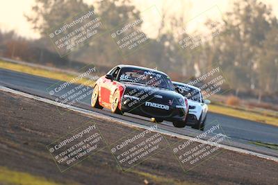 media/Jan-13-2024-CalClub SCCA (Sat) [[179f4822a7]]/Group 7/Sunset (Race)/